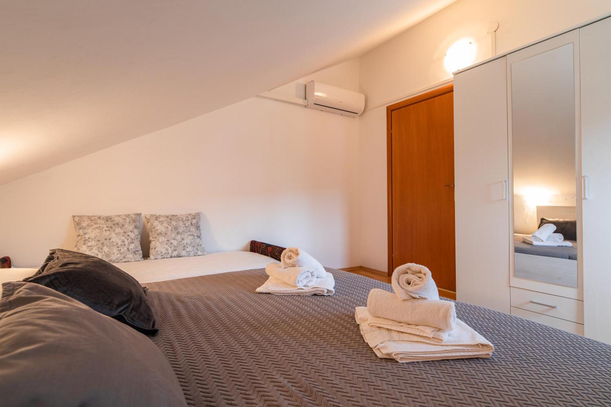Apartments Jasna Crikvenica Szoba fotó